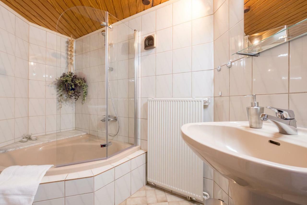 Haus Innerdorf Gemuetliches Ferienhaus Im Taunus Pohl  Exteriör bild