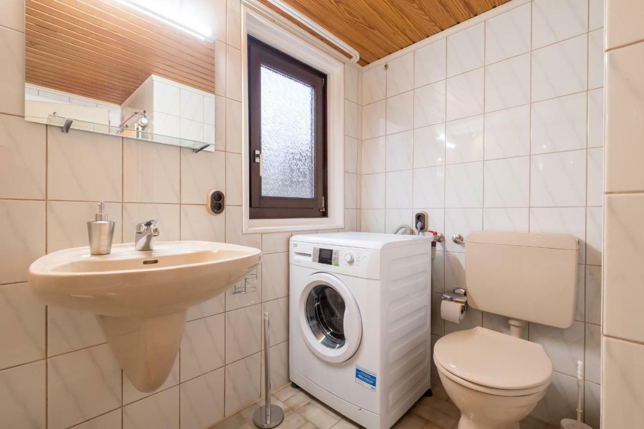 Haus Innerdorf Gemuetliches Ferienhaus Im Taunus Pohl  Exteriör bild
