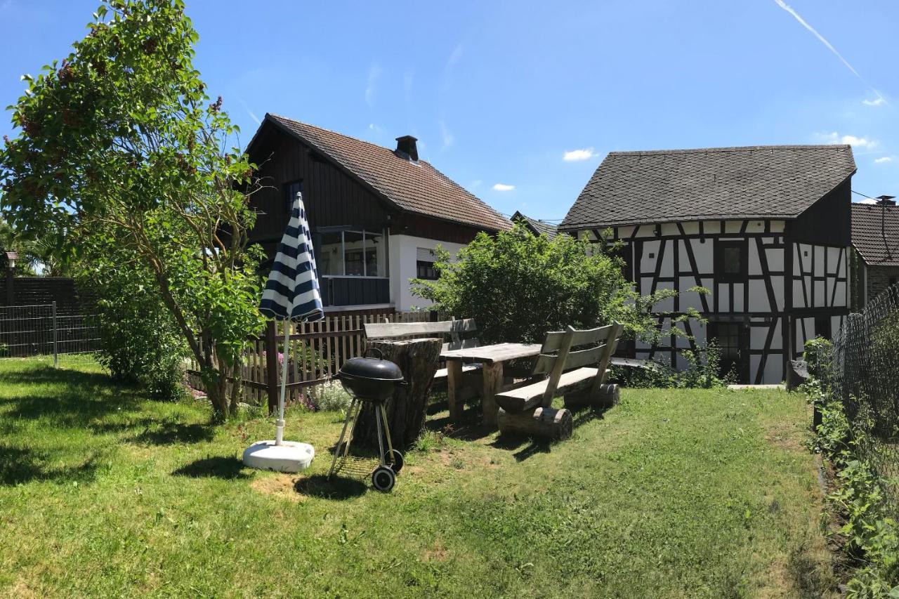 Haus Innerdorf Gemuetliches Ferienhaus Im Taunus Pohl  Exteriör bild